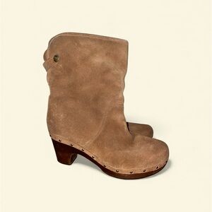 UGG Lynnea Fold Over Brown Leather Shearling Cuff Clog Boot 3204 US Size 7 EU 38